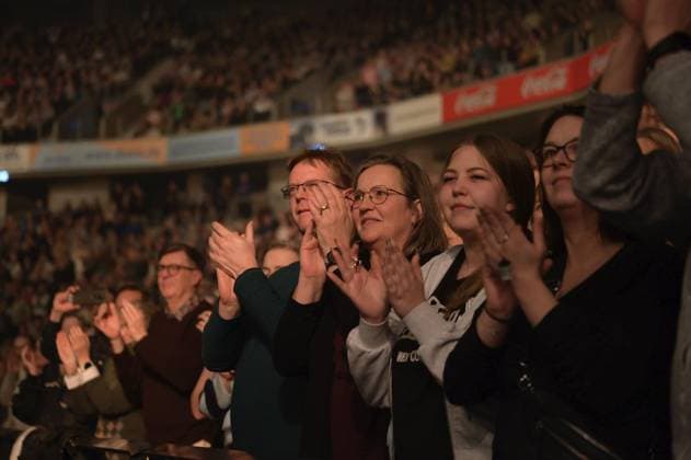 Oberhausen Night Of The Proms FOR EDITORIAL PURPOSES ONLY EDITORIAL USE ONLY p Night Of The Proms on Sunday, November 30, 2025, at the Arena in Oberhausen Oberhausen Copyright UwexErnst Copyright: UwexErnst doc83hrjwmzrjm37h4jone ,EDITORIAL USE ONLY Copyright: UwexErnst