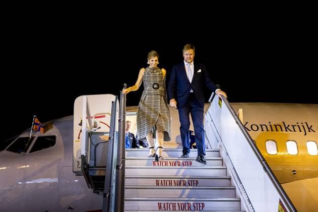Paramaribo, The Netherlands, 2025-11-30 19:28:27 PARAMARIBO, November 30, 2025, Johan Adolf Pengel International Airport. King Willem-Alexander and Queen Maxima are arriving at Johan Adolf Pengel International Airport on a state visit to the Republic of Suriname at the invitation of President Jennifer Geerlings-Simons. PHOTO: NLBeeld Patrick van Emst Credit: NL Beeld Patrick van Emst  Copyright: xx x