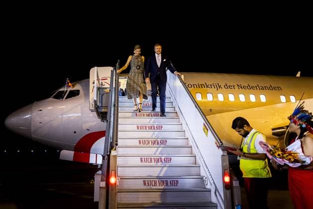 Paramaribo, The Netherlands, 2025-11-30 19:28:29 PARAMARIBO, November 30, 2025, Johan Adolf Pengel International Airport. King Willem-Alexander and Queen Maxima are arriving at Johan Adolf Pengel International Airport on a state visit to the Republic of Suriname at the invitation of President Jennifer Geerlings-Simons. PHOTO: NLBeeld Patrick van Emst Credit: NL Beeld Patrick van Emst  Copyright: xx x
