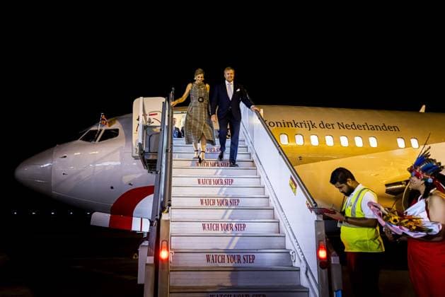 Paramaribo, The Netherlands, 2025-11-30 19:28:29 PARAMARIBO, November 30, 2025, Johan Adolf Pengel International Airport. King Willem-Alexander and Queen Maxima are arriving at Johan Adolf Pengel International Airport on a state visit to the Republic of Suriname at the invitation of President Jennifer Geerlings-Simons. PHOTO: NLBeeld Patrick van Emst Credit: NL Beeld Patrick van Emst  Copyright: xx x