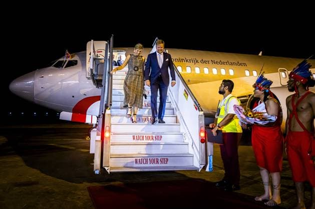 Paramaribo, The Netherlands, 2025-11-30 19:28:33 PARAMARIBO, November 30, 2025, Johan Adolf Pengel International Airport. King Willem-Alexander and Queen Maxima are arriving at Johan Adolf Pengel International Airport on a state visit to the Republic of Suriname at the invitation of President Jennifer Geerlings-Simons. PHOTO: NLBeeld Patrick van Emst Credit: NL Beeld Patrick van Emst  Copyright: xx x
