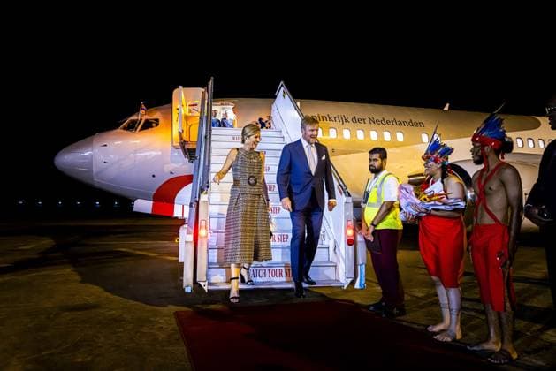 Paramaribo, The Netherlands, 2025-11-30 19:28:36 PARAMARIBO, November 30, 2025, Johan Adolf Pengel International Airport. King Willem-Alexander and Queen Maxima are arriving at Johan Adolf Pengel International Airport on a state visit to the Republic of Suriname at the invitation of President Jennifer Geerlings-Simons. PHOTO: NLBeeld Patrick van Emst Credit: NL Beeld Patrick van Emst  Copyright: xx x