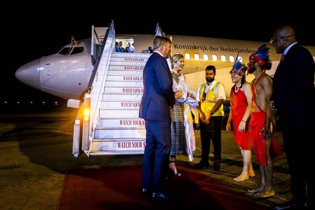 Paramaribo, The Netherlands, 2025-11-30 19:28:43 PARAMARIBO, November 30, 2025, Johan Adolf Pengel International Airport. King Willem-Alexander and Queen Maxima are arriving at Johan Adolf Pengel International Airport on a state visit to the Republic of Suriname at the invitation of President Jennifer Geerlings-Simons. PHOTO: NLBeeld Patrick van Emst Credit: NL Beeld Patrick van Emst  Copyright: xx x