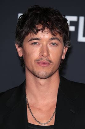 November 30, 2025, London, United Kingdom: Tom Blyth attends The 28th British Independent Film Awards at The Roundhouse. London United Kingdom - ZUMAs197 20251130_aaa_s197_338 Copyright: xFredxDuvalx