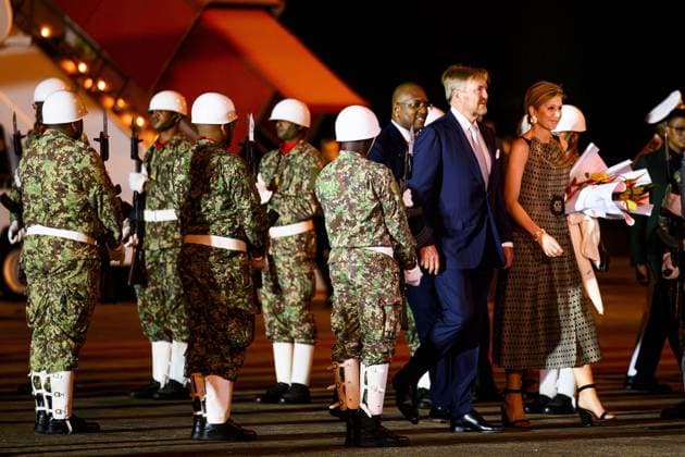 Paramaribo, The Netherlands, 2025-11-30 19:30:25 PARAMARIBO, November 30, 2025, Johan Adolf Pengel International Airport. King Willem-Alexander and Queen Maxima are arriving at Johan Adolf Pengel International Airport on a state visit to the Republic of Suriname at the invitation of President Jennifer Geerlings-Simons. PHOTO: NLBeeld Patrick van Emst Credit: NL Beeld Patrick van Emst  Copyright: xx x