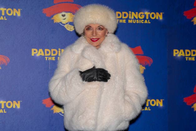 Paddington The Musical Word Premiere in London - 30 Nov 2025 Joan Collins seen arriving on the Blue Carpet during the Paddington The Musical World Premiere opens in the West End, London. London United Kingdom Copyright: xBonniexBritainx xSOPAxImagesx BNS02407