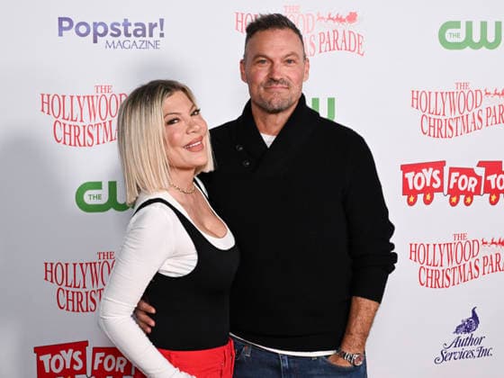 November 30, 2025, Hollywood, California, USA: American actress TORI SPELLING and American actor, producer, and former rapper BRIAN AUSTIN GREEN attend the 93rd Annual Hollywood Christmas Parade: Hollywood RED CARPET. Hollywood USA - ZUMAb173 20251130_aap_b173_050 Copyright: xBillyxBennightx