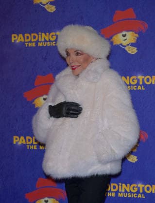 Paddington: The Musical West End Opening Night - Arrivals Dame Joan Collins attends the Paddington: The Musical West End Opening Night at The Savoy Theatre on November 30, 2025 in London, England, Credit:Jules Annan Avalon  Copyright: xJulesxAnnanx xAvalonx 1055703132
