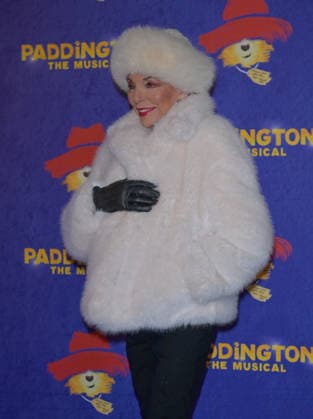 Paddington: The Musical West End Opening Night - Arrivals Dame Joan Collins attends the Paddington: The Musical West End Opening Night at The Savoy Theatre on November 30, 2025 in London, England, Credit:Jules Annan Avalon  Copyright: xJulesxAnnanx xAvalonx 1055703218