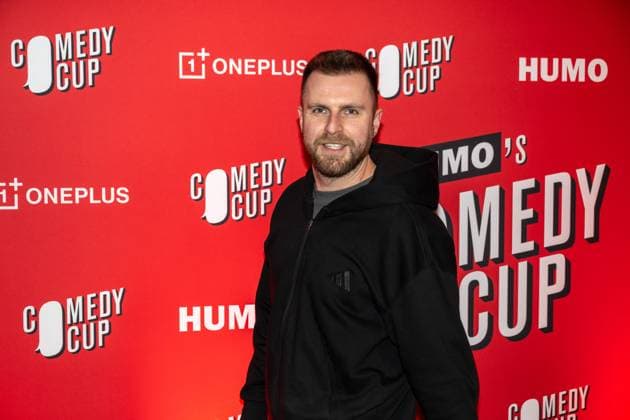 Comedian Vincent Voeten poses for the photographer at the final show of Humo s Comedy Cup 2025, in the Arenbergschouwburg in Antwerp, Sunday 30 November 2025. Humo s Comedy Cup is a competition organized by the weekly magazine Humo to reward the greatest comedy talent.  JONASxROOSENS 145542976