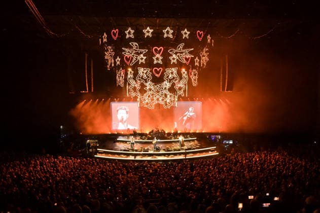 Mumford & Sons perform in Leeds Mumford & Sons perform at the First Direct Arena in Leeds on their Rushmere UK tour Featuring: Mumford & Sons Where: Leeds, United Kingdom When: 30 Nov 2025 Credit: Graham Finney WENN Leeds United Kingdom Copyright: xWENNx wenn40814039 x wenn40814039
