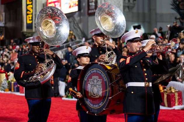 HOLLYWOOD, CALIFORNIA - NOVEMBER 30: Military band performs during the 93rd Annual Hollywood Christmas Parade on November 30, 2025 in Hollywood, California.  Copyright: xVCGx 111606900221
