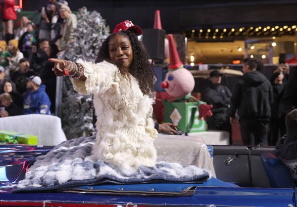 Estelle cruises down Hollywood Blvd. during The 93rd Annual Hollywood Christmas Parade With Grand Marshal Luke Wilson In Support of Marine Toys for Tots in Los Angeles on Sunday, November 30, 2025.  LAP20251130759 GERGxGRUDT
