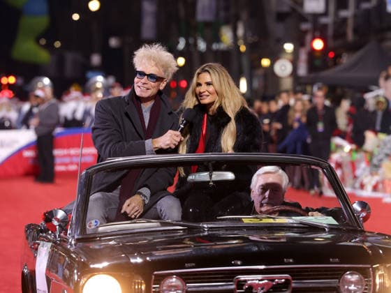 Murray SawChuck and Dani Elizabeth cruise down Hollywood Blvd. during The 93rd Annual Hollywood Christmas Parade With Grand Marshal Luke Wilson In Support of Marine Toys for Tots in Los Angeles on Sunday, November 30, 2025.  LAP20251130817 GERGxGRUDT