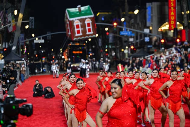 93rd Hollywood Christmas Parade in California HOLLYWOOD, CALIFORNIA - NOV 30: 93rd annual Hollywood Christmas Parade is held in Hollywood of Los Angeles, California, United States on November 30, 2025. Tayfun Coskun Anadolu California United States. Editorial use only. Please get in touch for any other usage.  Copyright: x2025xAnadoluxTayfunxCoskunx