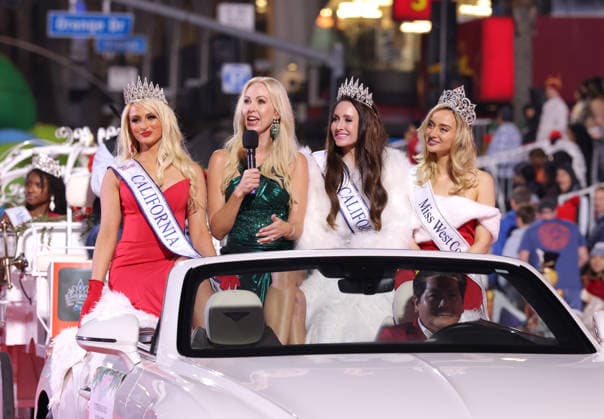 A general view of atmosphere during The 93rd Annual Hollywood Christmas Parade With Grand Marshal Luke Wilson In Support of Marine Toys for Tots in Los Angeles on Sunday, November 30, 2025.  LAP20251130857 GERGxGRUDT