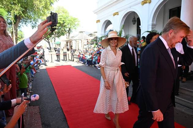 Dutch Royals Visit Suriname - Day 1 King Willem-Alexander and Queen Máxima are paying a state visit to the Republic of Suriname at the invitation of President Jennifer Geerlings-Simons. December 1, 2025. President Simons and her husband will welcome the Royal Couple at the Presidential Palace with an official welcome ceremony, followed by a private chat. Photo by NLBeeld Patrick van Emst Bruno Press ABACAPRESS.COM  Copyright: xBrunoxPress ABACAx