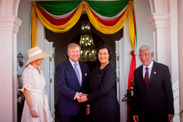 01-12-2025 Airport King Willem-Alexander and Queen Maxima on the 1st day of the 3 day statevisit to Suriname Surinamese President Jennifer Geerlings-Simons and her husband Glenn Geerlings welcomed the Royal Couple at the Presidential Palace. Â  Copyright: xPPEx