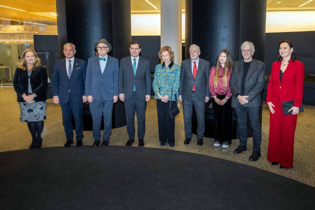 Queen Sofia presides over the presentation of the VIII edition of the Evolution Awards and the I edition of the Emiliano Aguirre Award in Burgos Family photo during the presentation of the VIII edition of the Evolution Awards and the I edition of the Emiliano Aguirre Award, at the Museum of Human Evolution, on December 1, 2025, in Burgos, Castilla Leon Spain The Evolution Awards and the Emiliano Aguirre Award, organized by the Atapuerca Foundation, recognize relevant trajectories and contributions in the field of human evolution, research and scientific dissemination 01 DECEMBER 2025 Tomá Burgos, Castilla Leon Burgos, Castilla Leon Spain  Copyright: xTomasxAlonsox 7140637