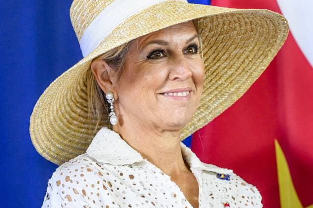 Dutch Royals Visit Suriname - Day 1 Presidential Palace. King Willem-Alexander and Queen Maxima are paying a state visit to the Republic of Suriname at the invitation of President Jennifer Geerlings-Simons. The President and the King will deliver a short press statement, paying particular attention to the broad cooperation between the countries, on December 1, 2025, in Paramaribo, Suriname. Photo by Patrick van Emst NLBeeld Bruno PRess ABACAPRESS.COM NLBeeld Patrick van Emst Credit: NL Beeld Patrick van Emst Paramaribo Suriname  Copyright: xBrunoxPress ABACAx