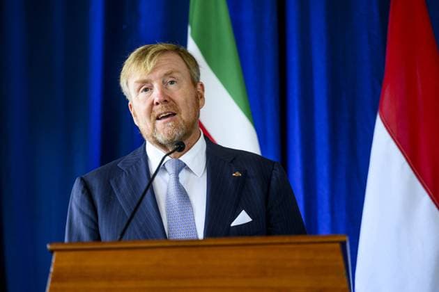 Dutch Royals Visit Suriname - Day 1 Presidential Palace. King Willem-Alexander and Queen Maxima are paying a state visit to the Republic of Suriname at the invitation of President Jennifer Geerlings-Simons. The President and the King will deliver a short press statement, paying particular attention to the broad cooperation between the countries, on December 1, 2025, in Paramaribo, Suriname. Photo by Patrick van Emst NLBeeld Bruno PRess ABACAPRESS.COM NLBeeld Patrick van Emst Credit: NL Beeld Patrick van Emst Paramaribo Suriname  Copyright: xBrunoxPress ABACAx