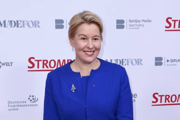 Franziska Giffey at the movie premiere of Stromberg Everything as usual again on 1 12 2025 at Zoo Palst in Berlin Stromberg movie premiere in Berlin