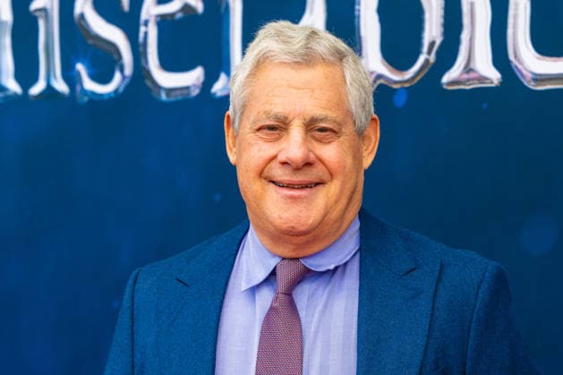 Premiere of Les Miserables. Amsterdam, the Netherlands 05 Mar 2023. Cameron Mackintosh at the Dutch premiere of Les Miserables Amsterdam The Netherlands  Copyright: xMischaxSchoemakerx