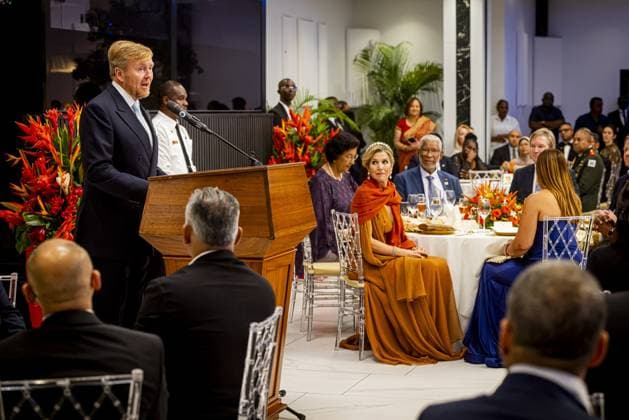 Paramaribo, The Netherlands, 2025-12-01 20:08:53 PARAMARIBO, December 1, 2025, Prince Ballroom. King Willem-Alexander and Queen Maxima are paying a state visit to the Republic of Suriname at the invitation of President Jennifer Geerlings-Simons. In honor of King Willem-Alexander and Queen Maxima s state visit, President Simons is hosting a state banquet. PHOTO: NLBeeld POOL Patrick van Katwijk. Pictured: Credit: NL Beeld Patrick van Emst  Copyright: xx x