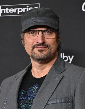 ˜Avatar Fire and Ash™ World Premiere Robert Rodriguez arriving to the world premiere of Avatar Fire and Ash at the Dolby Theatre on December 1, 2025 in Hollywood, Ca. Hollywood Dolby Theatre California USA Copyright: xLisaxOConnor xAFF-USA.COMx