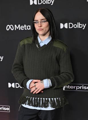 ˜Avatar Fire and Ash™ World Premiere Billie Eilish arriving to the world premiere of Avatar Fire and Ash at the Dolby Theatre on December 1, 2025 in Hollywood, Ca. Hollywood Dolby Theatre California USA Copyright: xLisaxOConnor xAFF-USA.COMx