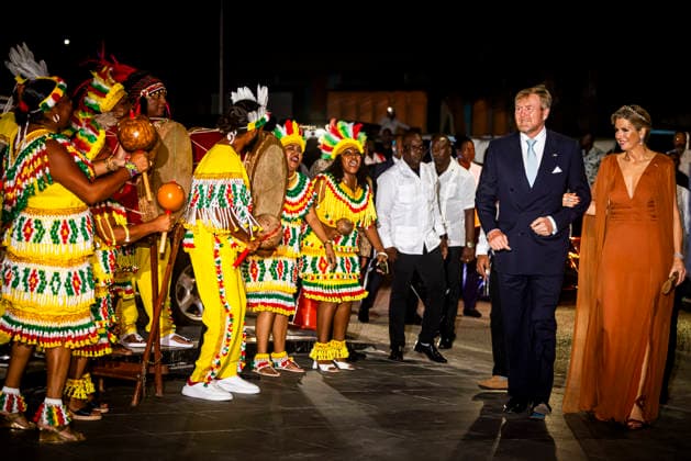 01-12-2025 Gala King Willem-Alexander and Queen Maxima and Surinamese President Jennifer Geerlings-Simons and her husband Glenn Geerlings during the statebanquet at the Prince Ballroom on the 1st day of the 3 day statevisit to Suriname. Â  Copyright: xPPEx