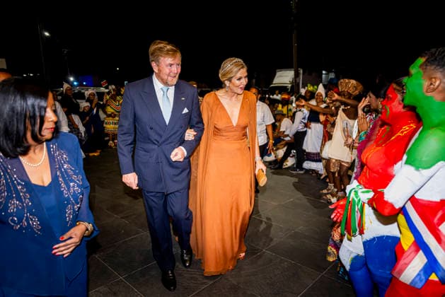 01-12-2025 Gala King Willem-Alexander and Queen Maxima and Surinamese President Jennifer Geerlings-Simons and her husband Glenn Geerlings during the statebanquet at the Prince Ballroom on the 1st day of the 3 day statevisit to Suriname. Â  Copyright: xPPEx