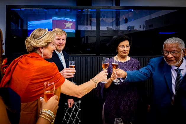 01-12-2025 Gala King Willem-Alexander and Queen Maxima and Surinamese President Jennifer Geerlings-Simons and her husband Glenn Geerlings during the statebanquet at the Prince Ballroom on the 1st day of the 3 day statevisit to Suriname. Â  Copyright: xPPEx