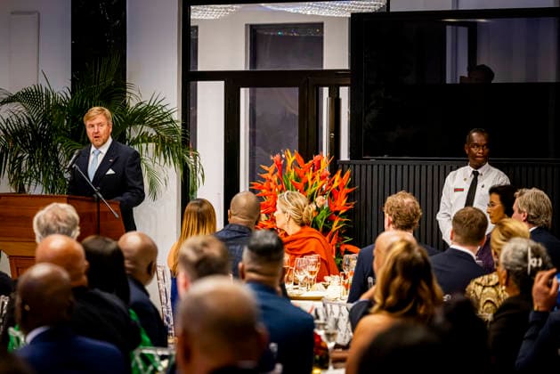 01-12-2025 Gala King Willem-Alexander and Queen Maxima and Surinamese President Jennifer Geerlings-Simons and her husband Glenn Geerlings during the statebanquet at the Prince Ballroom on the 1st day of the 3 day statevisit to Suriname. Â  Copyright: xPPEx