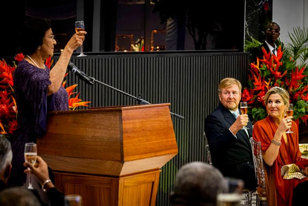 01-12-2025 Gala King Willem-Alexander and Queen Maxima and Surinamese President Jennifer Geerlings-Simons and her husband Glenn Geerlings during the statebanquet at the Prince Ballroom on the 1st day of the 3 day statevisit to Suriname. Â  Copyright: xPPEx