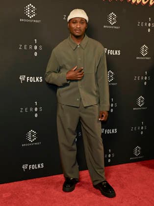 December 1, 2025, Los Angeles, California, USA: Actor KELSEY CAESAR attends the Los Angeles Special Screening Of Sweetwater : RED CARPET. Los Angeles USA - ZUMAb173 20251201_aap_b173_021 Copyright: xBillyxBennightx