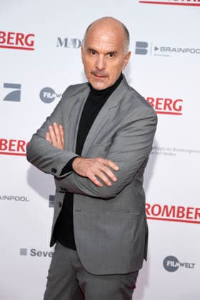 ABBberlin: Christoph Maria Herbst Schauspieler Hauptdarsteller auf dem roten Teppich bei der Weltpremiere des Kino Films STROMBERG WIEDER ALLES WIE IMMER im Zoo Palast Berlin am 01.12.2025 Berlin Deutschland
