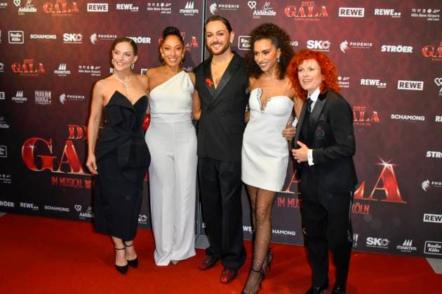 ABBkoeln No Angels, Nadja Benaissa, Lucy Diakovska, Riccardo Simonetti Sandy Mölling Moelling Jessica Wahls as guests on the red carpet at the Charity Aids Gala at the Musical Dome Cologne on 01 12 2025 NRW Germany