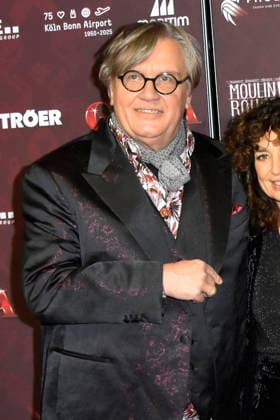 ABBkoeln Hans Peter Wilhelm Hape Kerkeling , guest on the red carpet at the Charity Aids Gala in the Musical Dome Cologne on 01 12 2025 NRW Germany