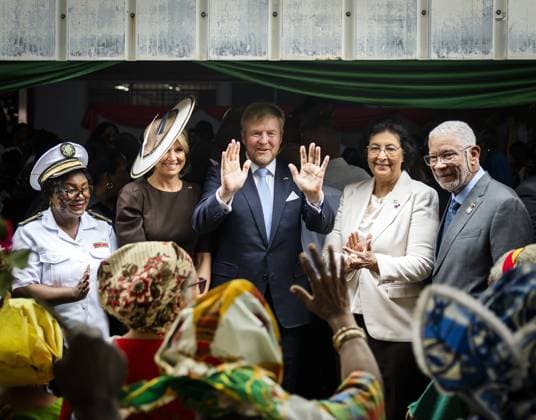 PARAMARIBO - King Willem-Alexander and Queen Maxima visited the community center of the Latour Community Work Foundation (Stibula) in the working-class Latour neighborhood during a three-day state visit to Suriname. ANP REMKO DE WAAL netherlands out - belgium out  Copyright: xx x543686572x originalFilename: 543686572