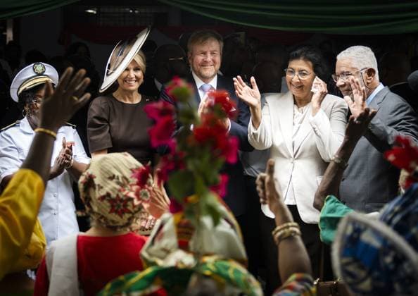 PARAMARIBO - King Willem-Alexander and Queen Maxima visited the community center of the Latour Community Work Foundation (Stibula) in the working-class Latour neighborhood during a three-day state visit to Suriname. ANP REMKO DE WAAL netherlands out - belgium out  Copyright: xx x543686717x originalFilename: 543686717