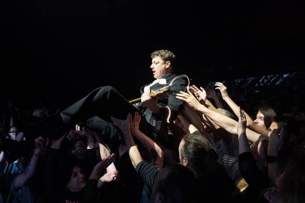 December 2, 2025, Frankfurt, Hesse, Germany: Guitarist Niklas Almqvist of the Swedish rock band The Hives performs during a concert in Frankfurt, Germany. Frankfurt Germany - ZUMAb332 20251202_zip_b332_014 Copyright: xMatiasxBasualdox