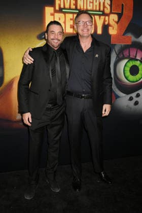 HOLLYWOOD, CALIFORNIA - DECEMBER 02: Skeet Ulrich and Matthew Lillard at the Five Nights At Freddy s 2 premiere presented by Universal Pictures And Blumhouse at TCL Chinese Theatre on December 02, 2025 in Hollywood, California Copyright: xJeffreyxMayerx xMediaPunchx