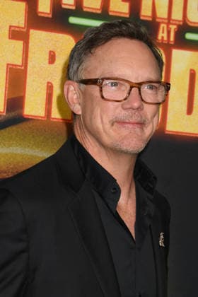 HOLLYWOOD, CALIFORNIA - DECEMBER 02: Matthew Lillard at the Five Nights At Freddy s 2 premiere presented by Universal Pictures And Blumhouse at TCL Chinese Theatre on December 02, 2025 in Hollywood, California Copyright: xJeffreyxMayerx xMediaPunchx