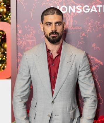 December 2, 2025, Bronx, New York, USA: Michele Morrone attends premiere of The Housemaid at BNP Paribas atrium in New York, NY on December 2, 2025. Bronx USA - ZUMAr339 20251202_znp_r339_063 Copyright: xLevxRadinx