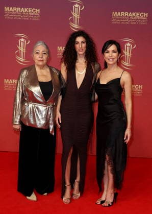 Baha Omary Kikhia, Jihan Kikhia and Valentina Staedler Tapis rouge dans le cadre de la 22ème édition du Festival International du Film de Marrakech le 2 décembre 2025 Dominique Jacovides Bestimage Red carpet at the 22nd Marrakech International Film Festival on December 2, 2025 Marrakech Morocco  Copyright: xDOMINIQUExJACOVIDESx xBESTIMAGExDOMINIQUExJACOVIDESx xBESTIMAGEx