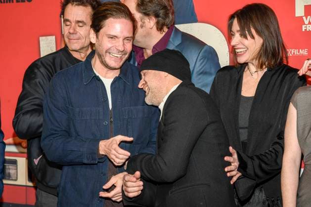ABBberlin Tom Tykwer, Daniel Bruehl, Charly Huebner, Juergen Vogel and Christiane Paul as guests on the red carpet at the world premiere of the movie DER HELD VOM BAHNHOF FRIEDRICHSTRASSE at Delphi Filmpalast Berlin on 02 12 2025 Berlin Germany