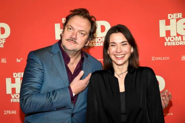 ABBberlin Charly Hübner Huebner Christiane Paul Actors on the red carpet at the world premiere of the movie DER HELD VOM BAHNHOF FRIEDRICHSTRASSE at Delphi Filmpalast Berlin on 02 12 2025 Berlin Germany