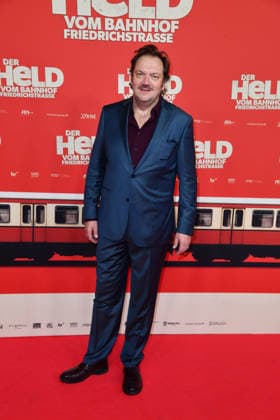 Charly Hübner at the premiere of DER HELD VOM BAHNHOF FRIEDRICHSTRASSE at the Delphi Filmpalast in Berlin 02 12 2025