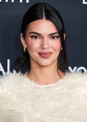 20th Annual L Oreal Paris Women Of Worth Celebration 2025 MUSEUM ROW, MIRACLE MILE, LOS ANGELES, CALIFORNIA, USA - DECEMBER 02: American model, socialite and media personality Kendall Jenner arrives at the 20th Annual L Oreal Paris Women Of Worth Celebration 2025 held the Academy Museum of Motion Pictures on December 2, 2025 in Museum Row, Miracle Mile, Los Angeles, California, United States., Credit:Xavier Collin Avalon United States, California, Los Angeles, Academy Museum of Motion Pictures  Copyright: xXavierxCollinx xAvalonx 1056190311